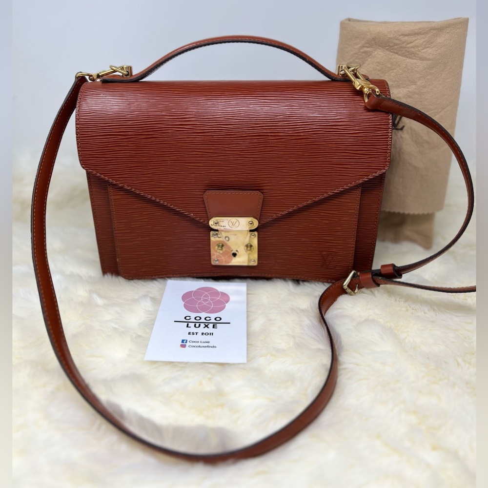 Louis Vuitton Porte Document Bandouliere Epi Leather